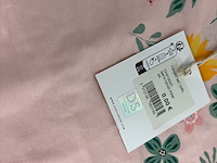 Partij kleding - afbeelding 9 van  25