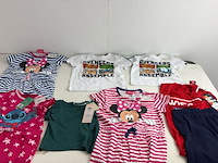 Partij kleding - afbeelding 19 van  25