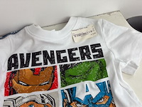 Partij kleding - afbeelding 21 van  25