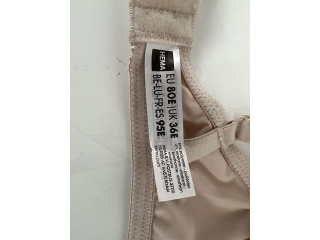 Partij kleding - afbeelding 9 van  43