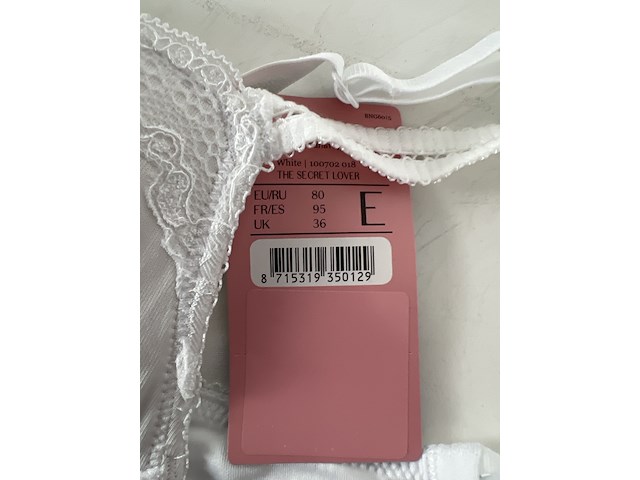 Partij kleding - afbeelding 11 van  43