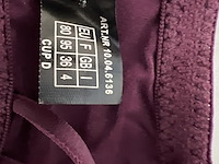 Partij kleding - afbeelding 14 van  43