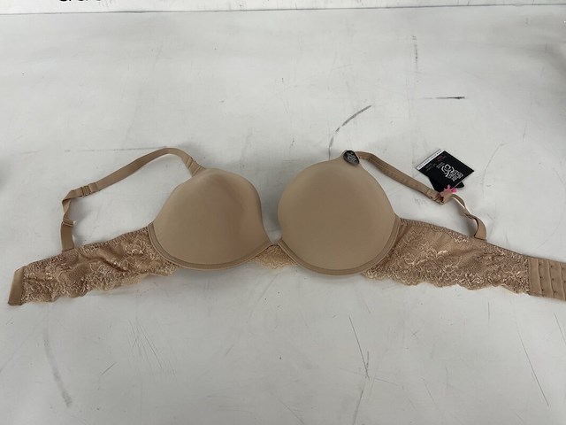 Partij kleding - afbeelding 18 van  43