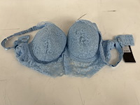 Partij kleding - afbeelding 26 van  43