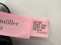 Partij kleding - afbeelding 31 van  43