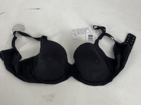 Partij kleding - afbeelding 35 van  43