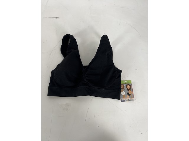 Partij kleding - afbeelding 36 van  43