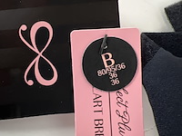 Partij kleding - afbeelding 43 van  43