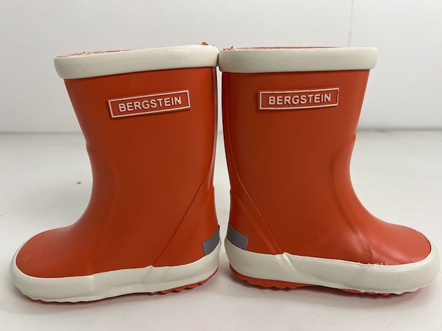 Partij kleding - afbeelding 6 van  14