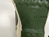 Partij kleding - afbeelding 7 van  14