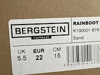 Partij kleding - afbeelding 10 van  14