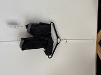 Partij kleding - afbeelding 9 van  14