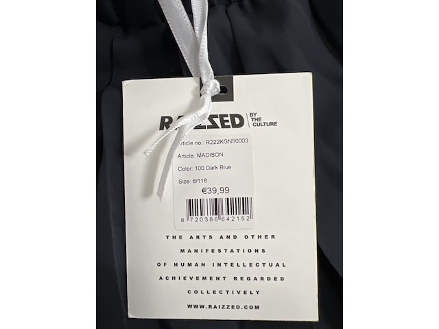 Partij kleding - afbeelding 10 van  35