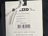 Partij kleding - afbeelding 10 van  35