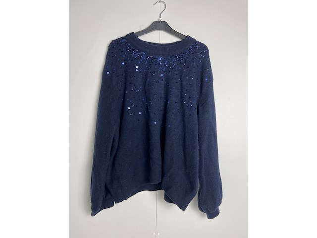 Partij kleding - afbeelding 16 van  35