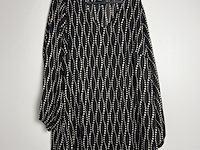 Partij kleding - afbeelding 18 van  35