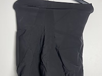 Partij kleding - afbeelding 10 van  45