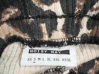 Partij kleding - afbeelding 11 van  45