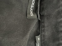 Partij kleding - afbeelding 14 van  45