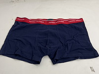 Partij kleding - afbeelding 17 van  45