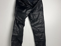 Partij kleding - afbeelding 26 van  45