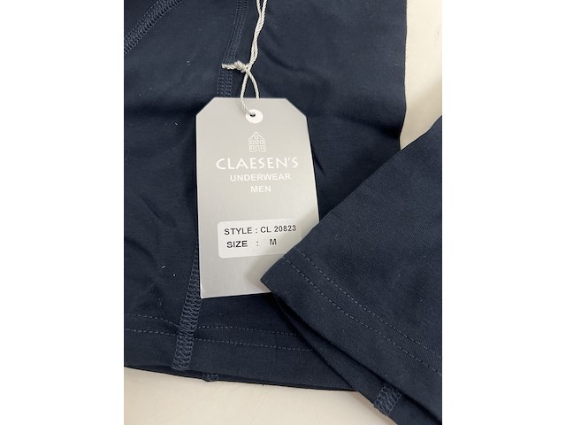 Partij kleding - afbeelding 42 van  45