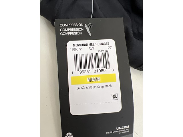 Partij kleding - afbeelding 14 van  29