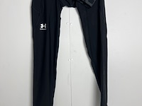 Partij kleding - afbeelding 18 van  29