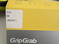 Partij kleding - afbeelding 19 van  29