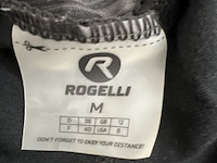 Partij kleding - afbeelding 21 van  29