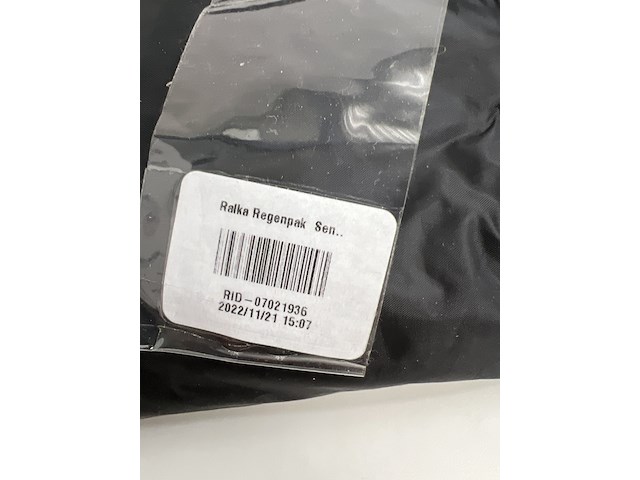 Partij kleding - afbeelding 25 van  29