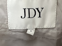 Partij kleding - afbeelding 7 van  8