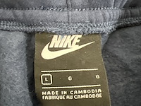 Partij kleding - afbeelding 8 van  42