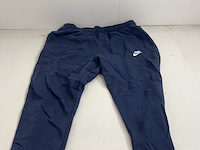 Partij kleding - afbeelding 9 van  42