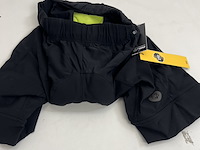 Partij kleding - afbeelding 1 van  42