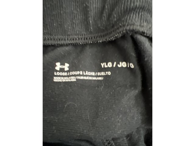 Partij kleding - afbeelding 22 van  42