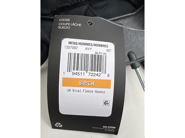 Partij kleding - afbeelding 12 van  42