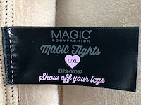 Partij kleding - afbeelding 31 van  42