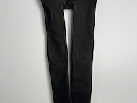 Partij kleding - afbeelding 32 van  42