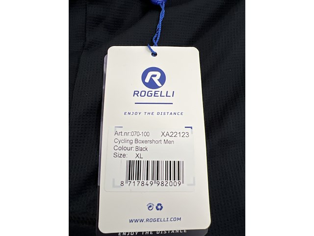 Partij kleding - afbeelding 36 van  42