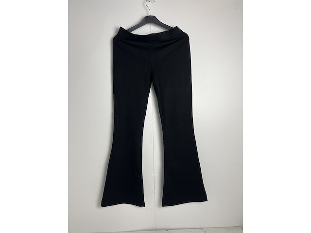 Partij kleding - afbeelding 1 van  55