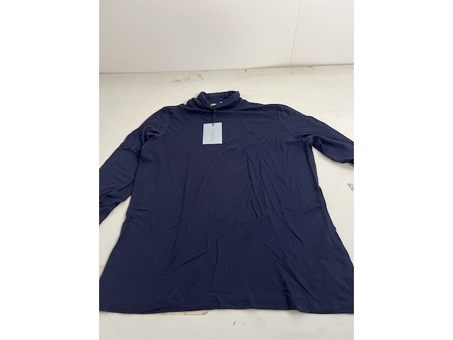 Partij kleding - afbeelding 13 van  55