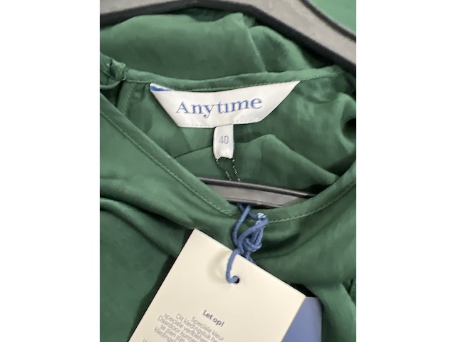 Partij kleding - afbeelding 22 van  55