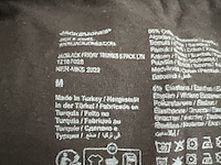 Partij kleding - afbeelding 38 van  55