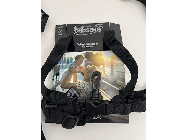 Partij kleding - afbeelding 44 van  55