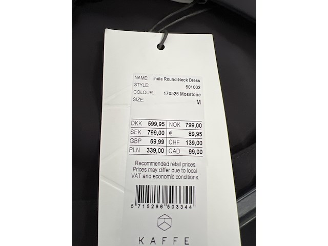 Partij kleding - afbeelding 34 van  55