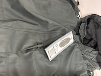 Partij kleding - afbeelding 7 van  8