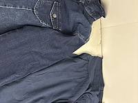 Partij kleding - afbeelding 6 van  11