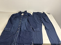 Partij kleding - afbeelding 7 van  11