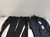 Partij kleding - afbeelding 7 van  15